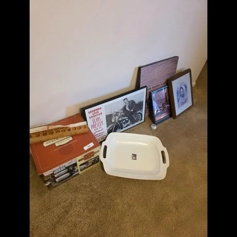 Elvis Presley Decorative Items Collection