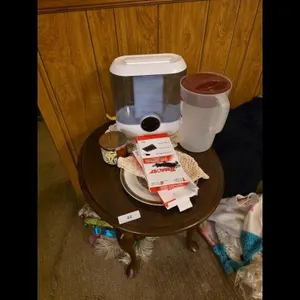 Tomcat Glue Traps Water Pitcher Dispenser Jar Tabl