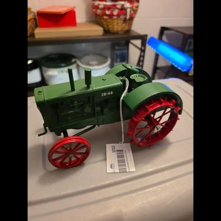 Green Diecast Tractor Toy 28-44 Red Wheels