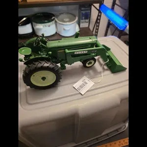 Oliver 1510 Tractor Toy with Loader