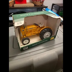 Spec Cast White 2-44 Tractor 1/16 Scale Diecast To