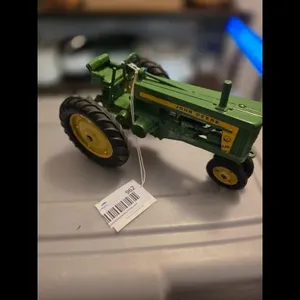 John Deere 620 Tractor Toy Diecast Green Yellow