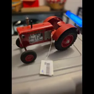 Red Tractor Limited Edition 499 2nd Annual North D