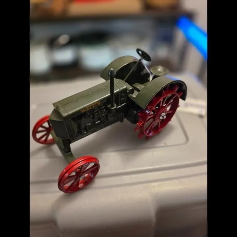 Wallis Tractor Toy Metal Model Green Red Wheels