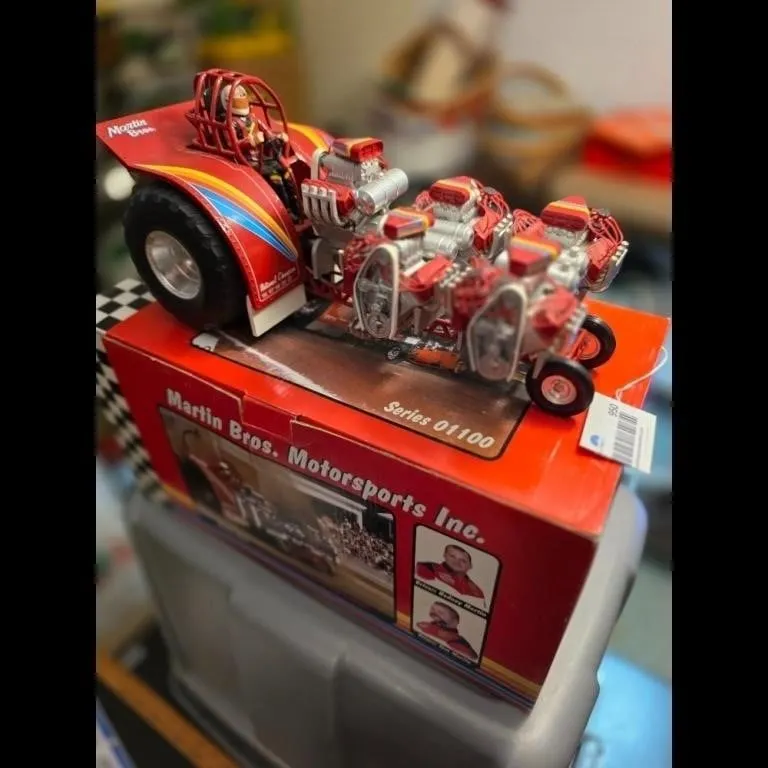 Martin Bros. Motorsports Inc. Diecast Dragster Ser