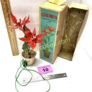 VINTAGE JAPAN ELECTRIC POINSETTIA CHRISTMAS DECORA