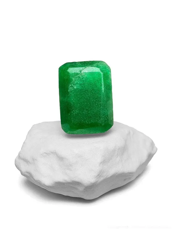 Certified 20.95ct Emerald Cut Emerald