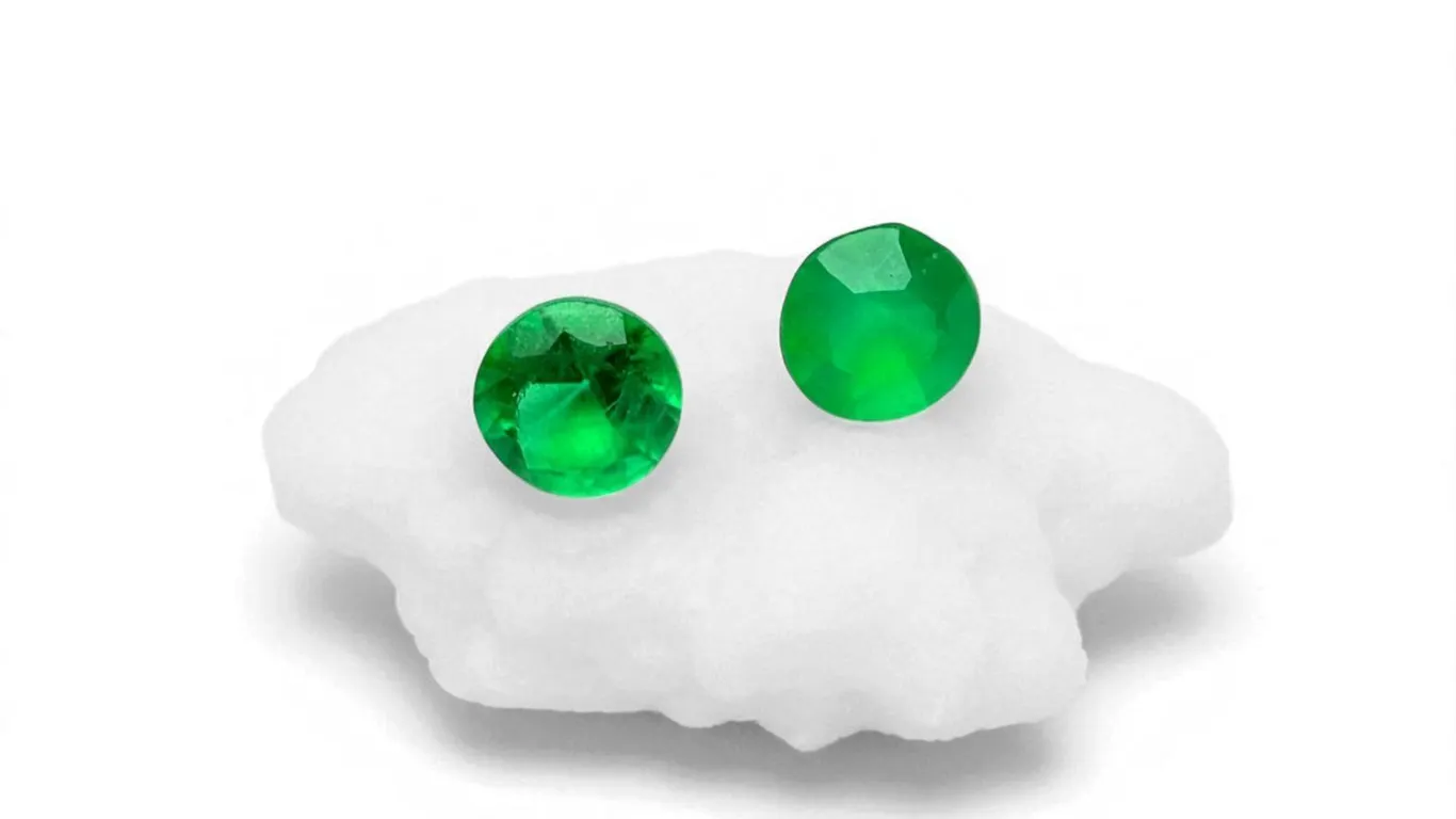 .25 ctw Round Cut Emerald Pair