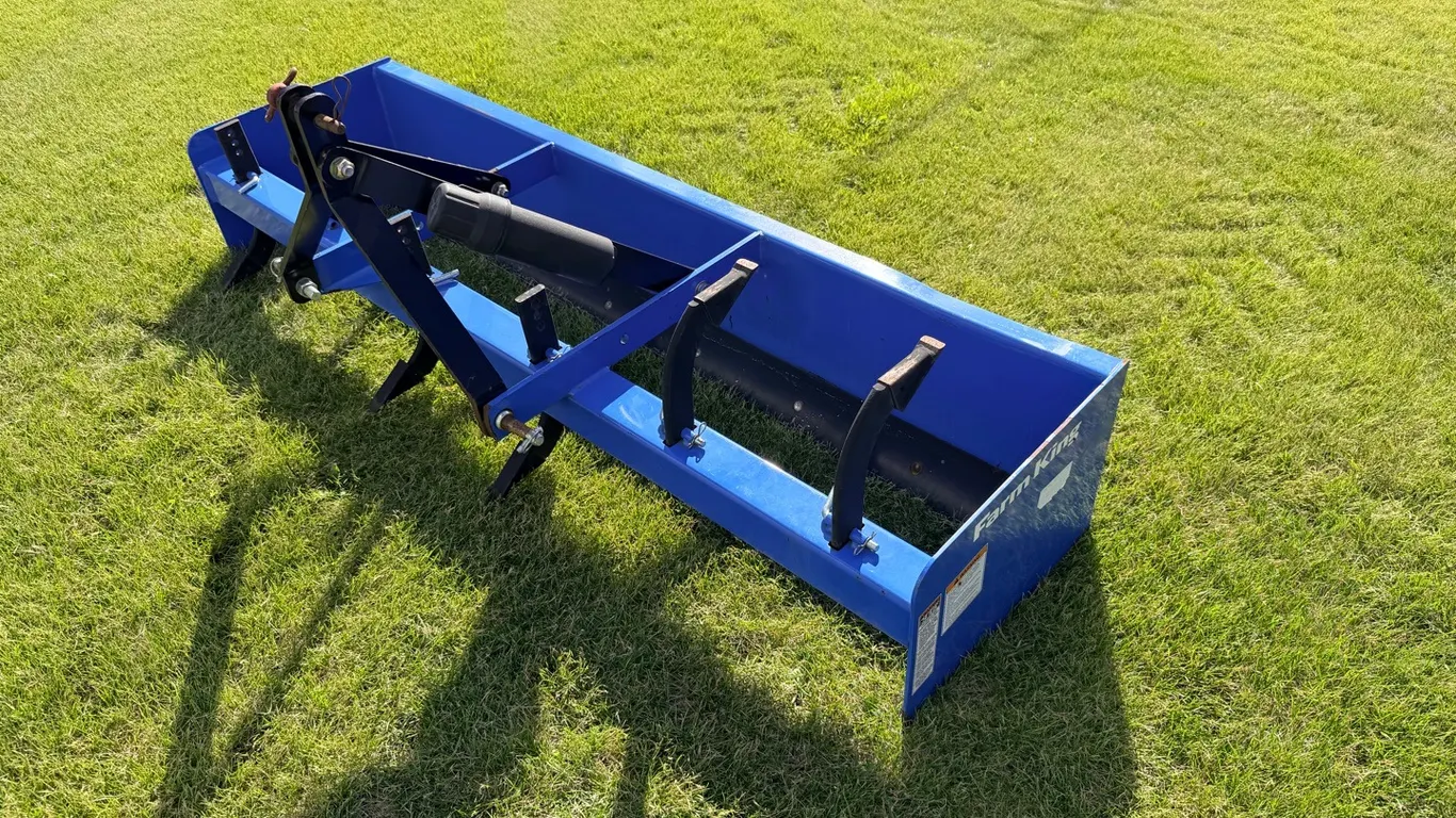 Farm King 84" 3pt box blade/killifer w/ scarifier