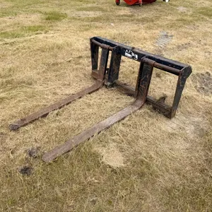 48" Pallet forks for skidsteer