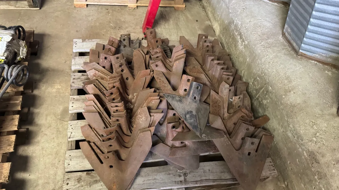 Large quantity of 14" sweeps