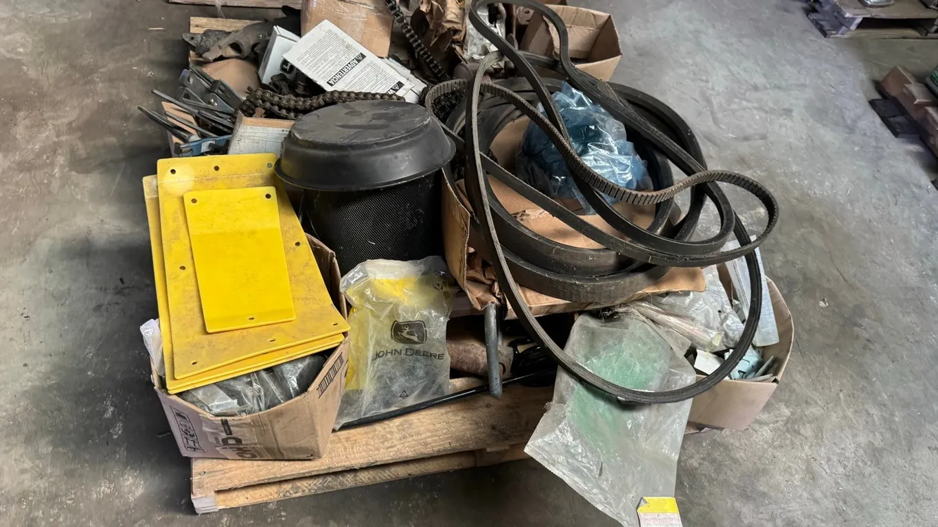 Large quantity of assorted parts