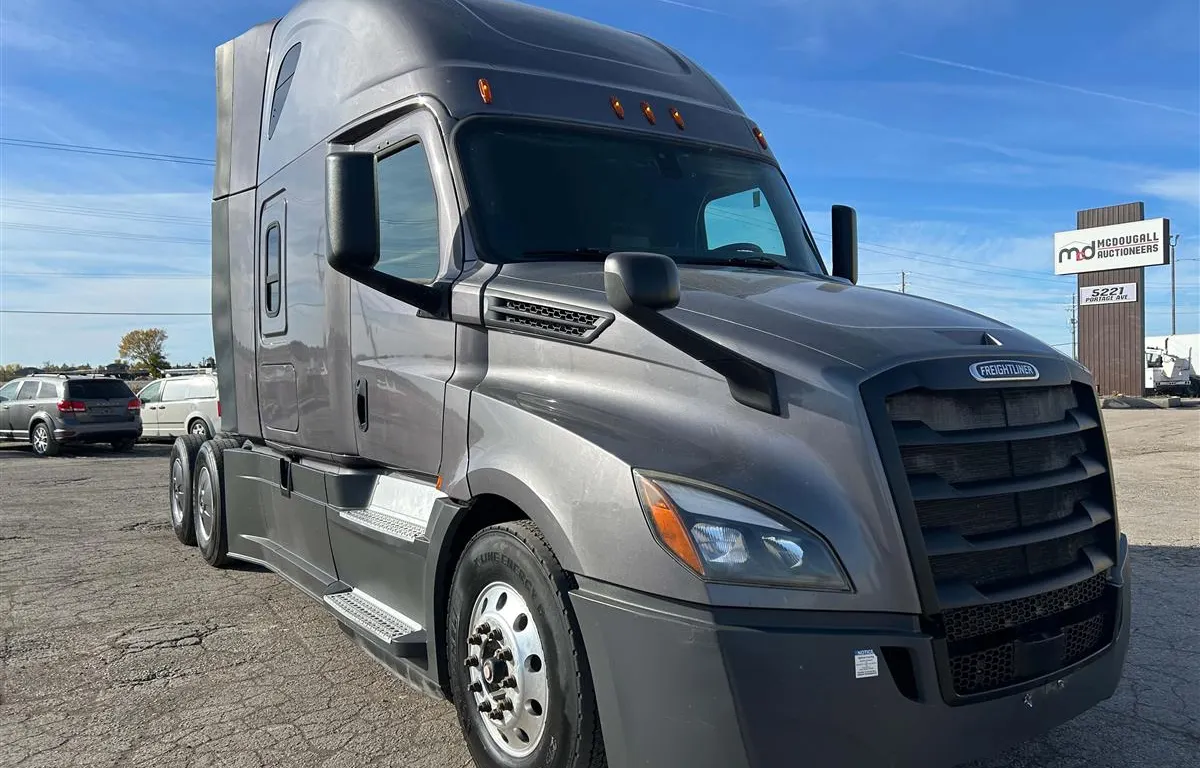 2019 Freightliner Cascadia T/A Sleeper Semi Truck
UNRESERVED