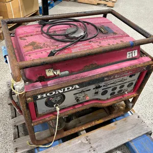 Honda EM6500SX Portable Generator (Asset # 6934-10)
 UNRESERVED