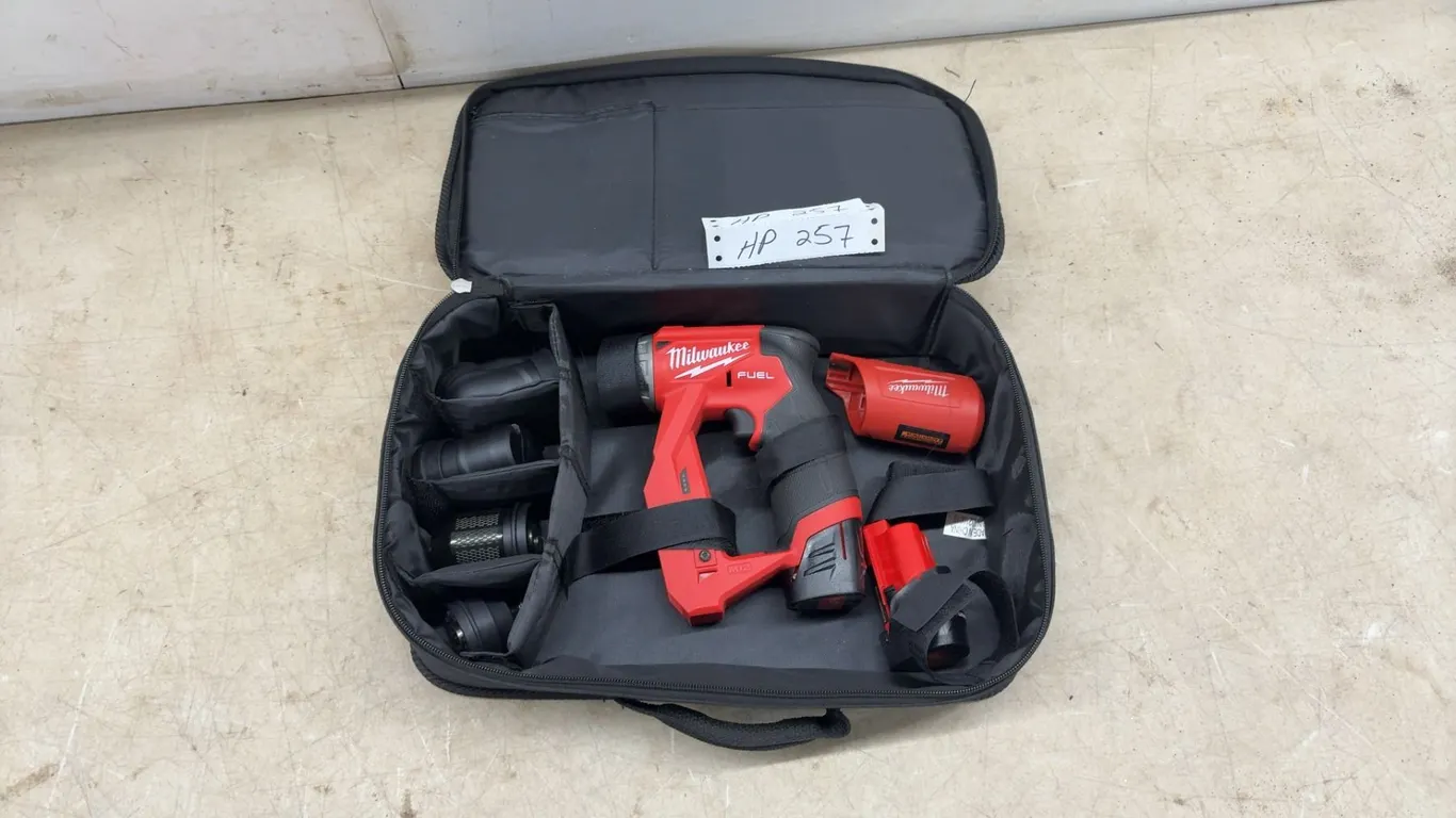 New Milwaukee M12 FUEL 2505-20 3/8” Installation Drill Driver Kit With 2 Batteries, Heads, Case