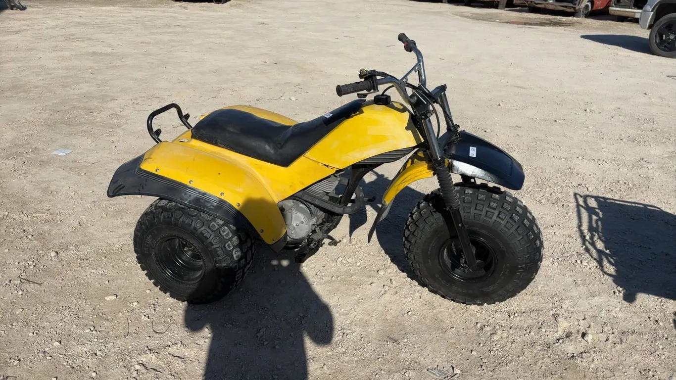 1984 Yamaha Tri-Moto 200 3-Wheeler ATV, Has Good Compression