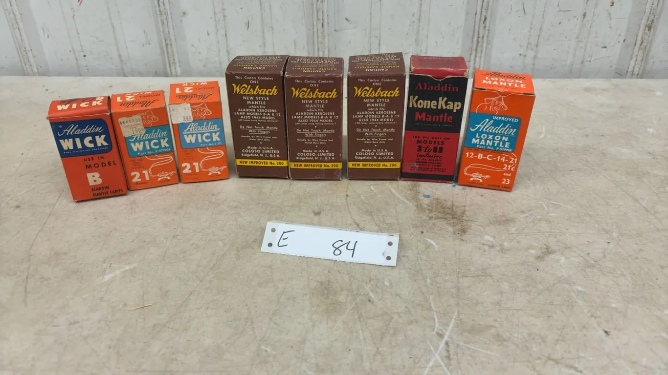 Vintage Aladdin Loxon and Welsbach Mantles, KoneKap Mantle, and Aladdin Model B and 21 Wicks
