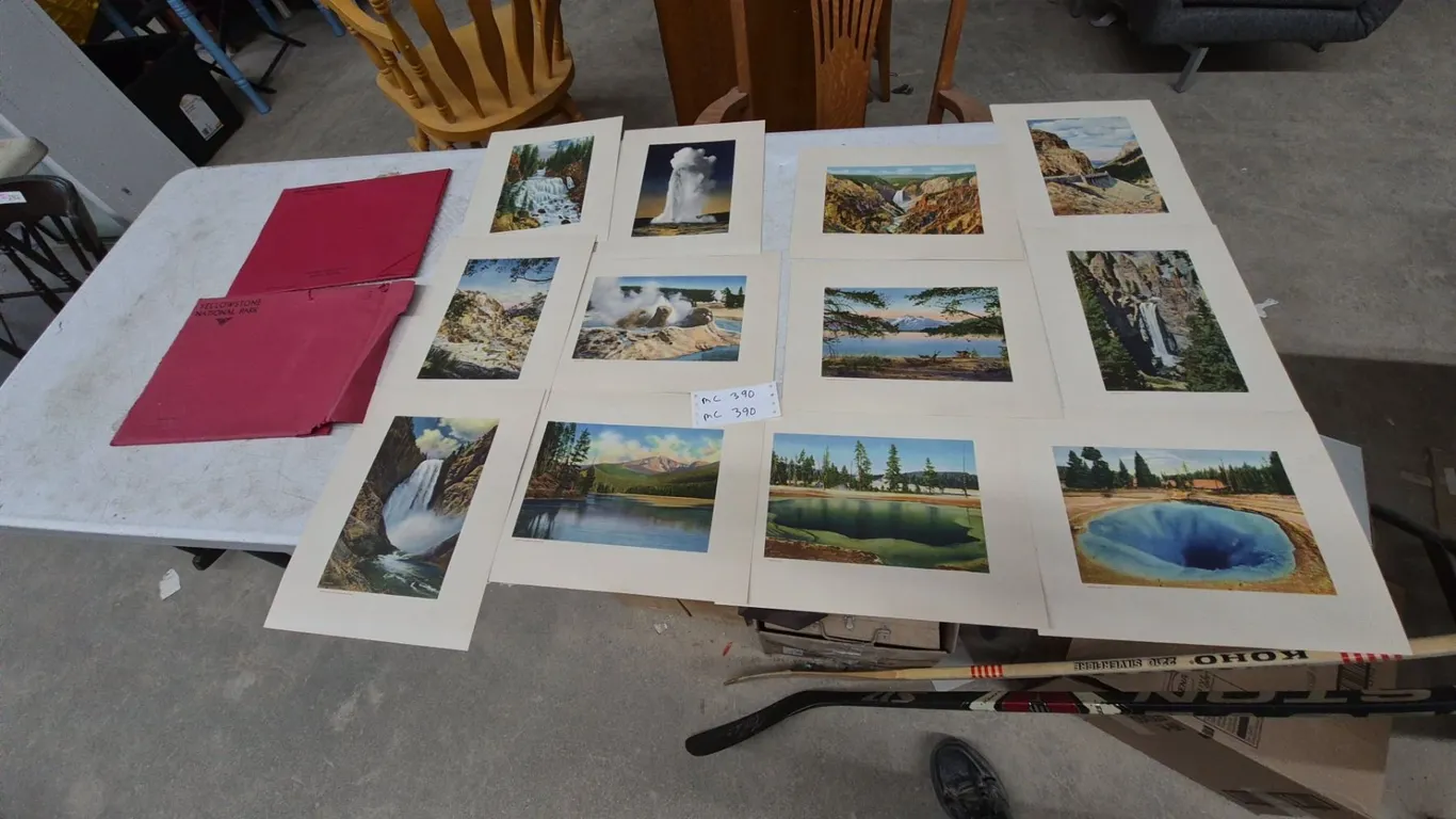12 Yellowstone National Park Prints and Envelopes, Haynes Studios Inc.
