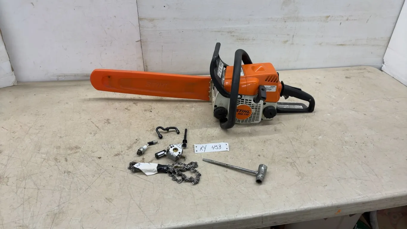 Stihl MS 170 Gas-Powered Chainsaw with New Carb, Extra Chain and More. Working