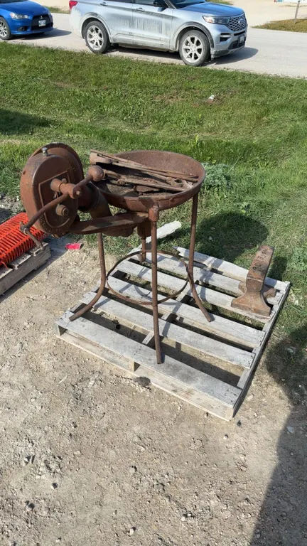 Forge with Seized Blower, 90lb Anvil with Broken Horn and 4 Blacksmith Tongs