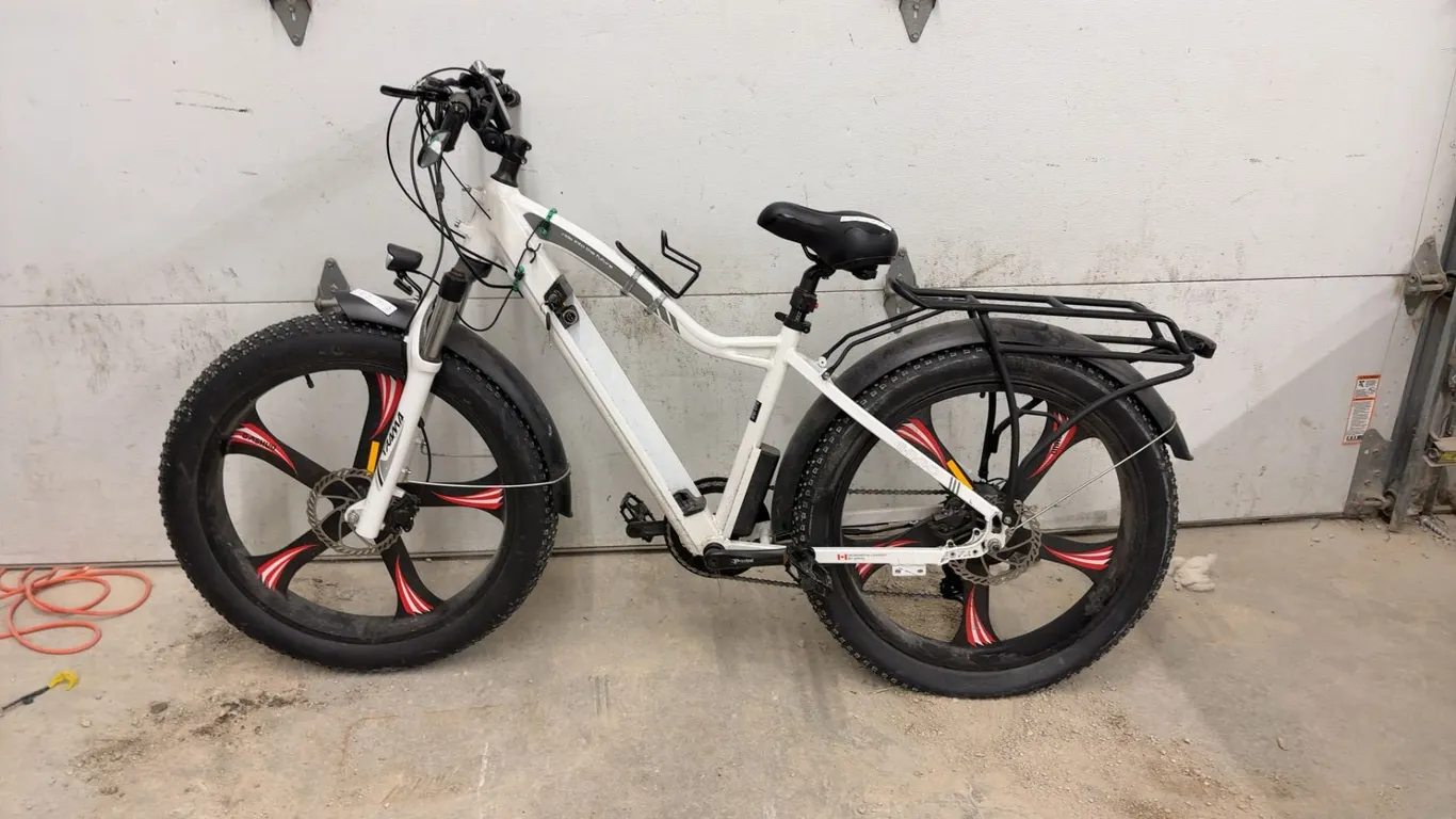 EMMO Caliermo Fat Tire Electric Bike, Mag Wheels, 7-Speed, Disc Brakes, Rear Rack and More. No