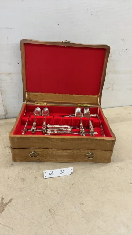 International Silver Company "Adoration" Silverplate Flatware Set in Wooden Case