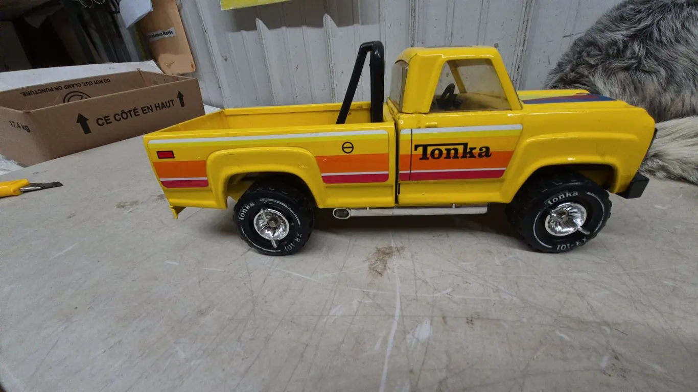 Tonka #2525 Mighty Pickup Truck with Roll Bar, Yellow with Multicolor Stripes, Late 1970s. 15.6”