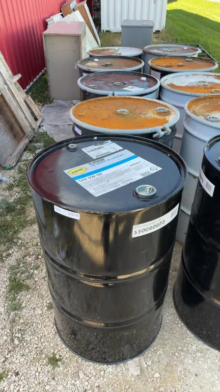 5 45 Gallon Metal Drums