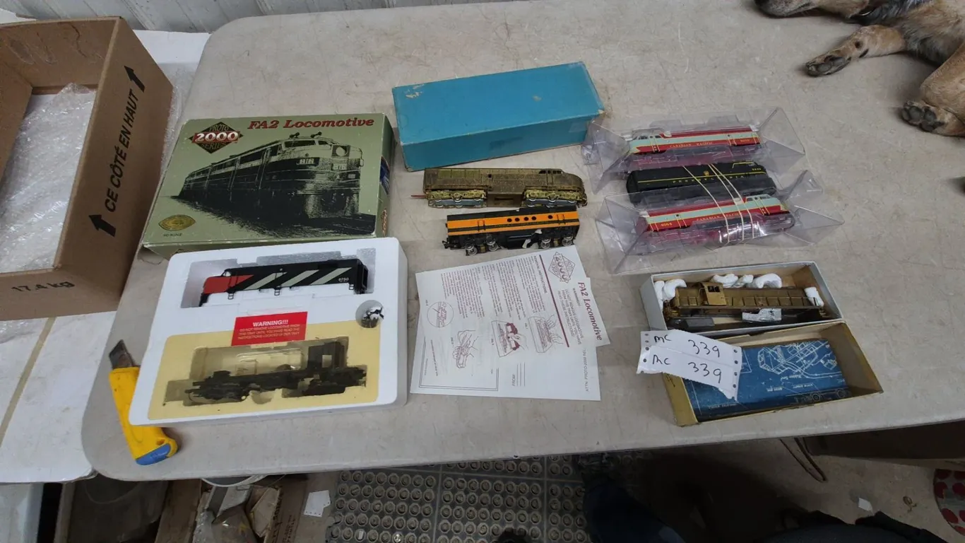 Proto 2000 FA2 Locomotive, Canadian Pacific, Pennsylvania, Great Northern HO Scale Trains