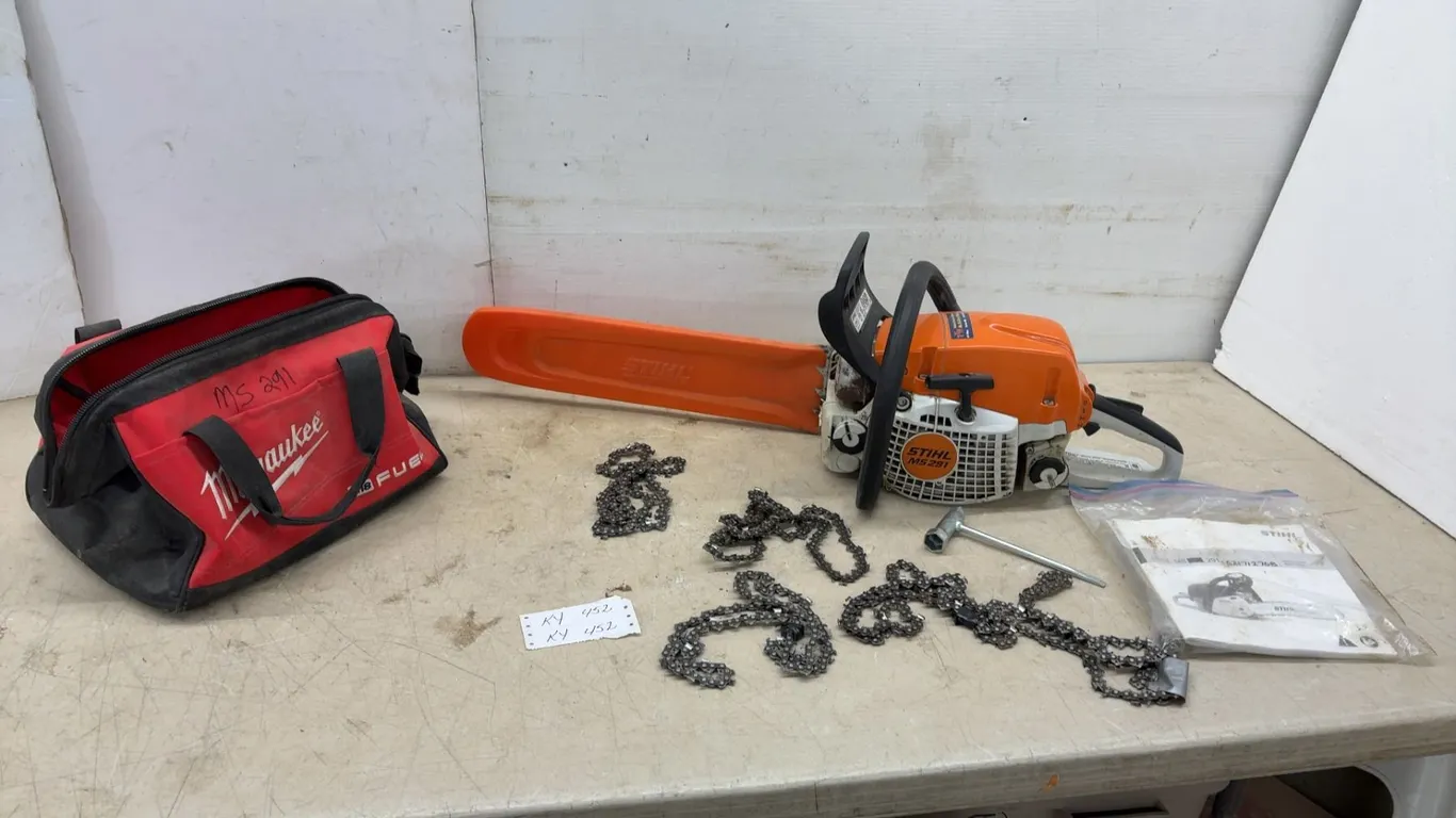 Stihl MS 291 (Farm and Ranch) Gas Chainsaw with Bar Scabbard, Spare Chains, Multi-Tool, Manual