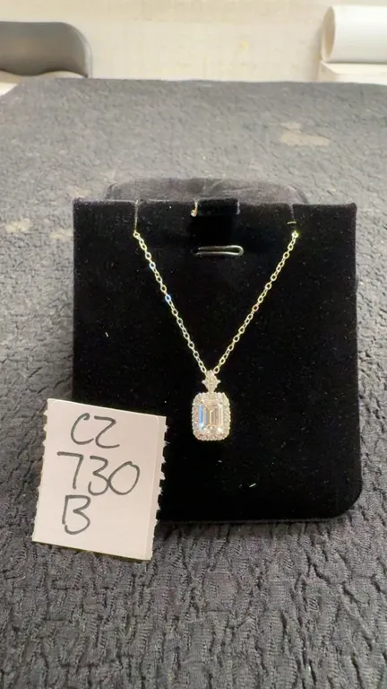 925S 1.0ct Emerald Cut Moissanite La Diamond Halo Necklace, 16”-18” Long, with white Gold Overlay