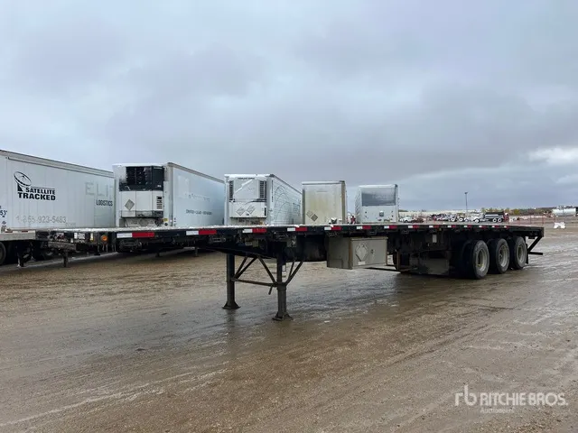 2014 Lode King PFD53 53 ft Tri/A Flatbed Trailer
