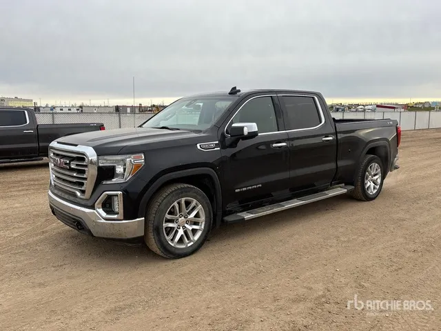 2020 GMC Sierra 1500 SLT 4x4 Crew Cab Pickup