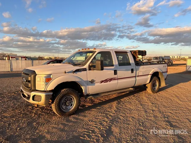 2012 Ford F-350 XL 4x4 Crew Cab Pickup