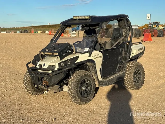 2013 Can-Am Commander 1000 4x4 Utility Vehicle