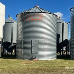 Butler +/- 4200 bu 5 Ring Grain Bin