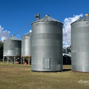 Westeel-Rostco +/- 2550 bu 8 Ring Grain Bin