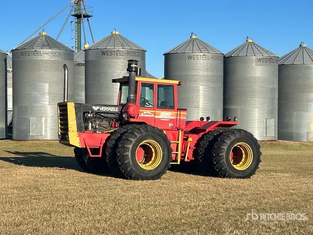 1984 Versatile 955 4WD Tractor
