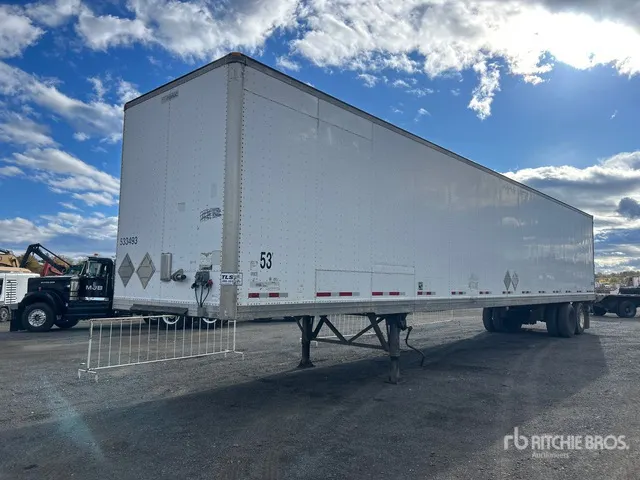 2005 Manac 94353005 53 ft x 102 in T/A Van Trailer