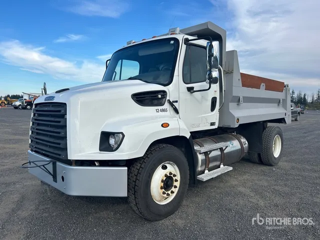 2018 Freightliner 114SD 4x2 S/A Dump Truck