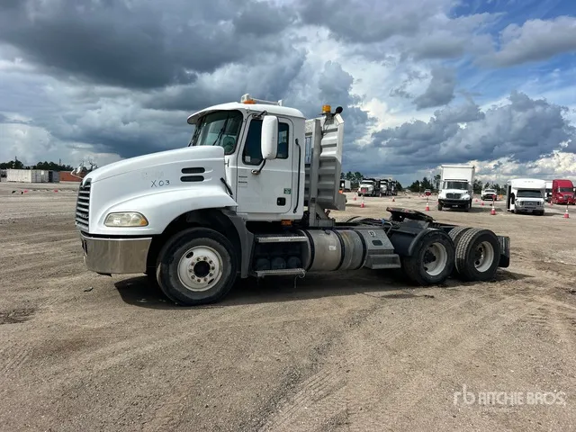 2009 Mack CXU613 6x4 T/A Day Cab Truck Tractor