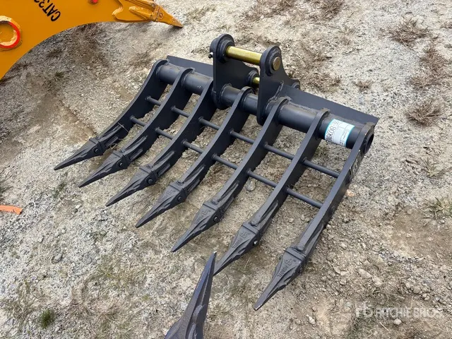 2026 Warrior WBRC05-1000 39 in Excavator Rake - Fits Cat 305 / 5 - 6 ton (Unused)