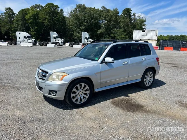 2010 Mercedes-Benz GLK 350 AWD SUV