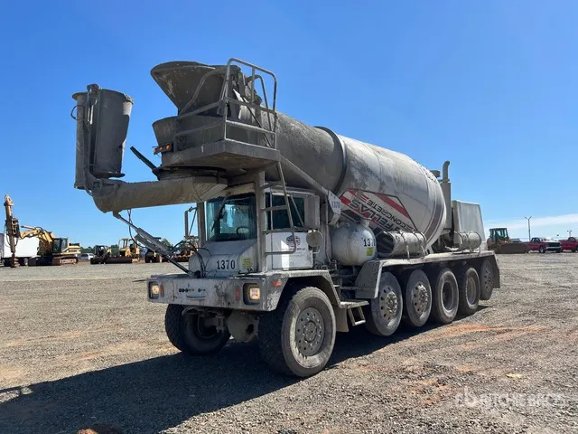 2001 Terex Advance 6x6 Front Discharge Mixer Truck