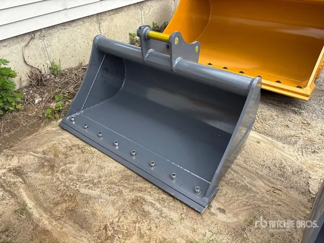 2026 Warrior WBMCC5-1220 48 in Cleanup Excavator Bucket - Fits Cat 305 / 5 - 6 ton (Unused)