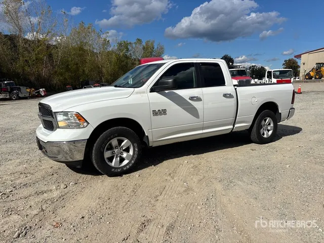 2018 Ram 1500 4x4 Extended Cab Pickup