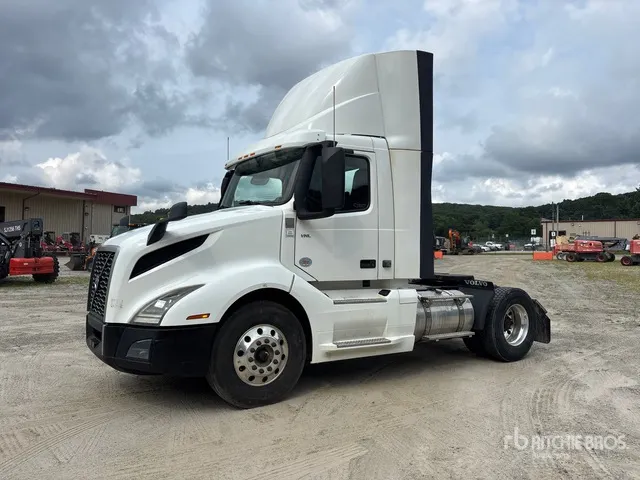 2019 Volvo VNL 4x2 S/A Day Cab Truck Tractor
