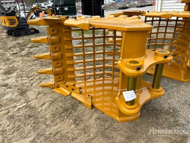 2026 Warrior WBSC20-1100 44 in Skeleton Excavator Bucket - Fits Cat 320 / 20 - 25 ton (Unused)