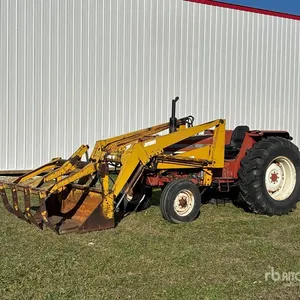 International 674 2WD Tractor