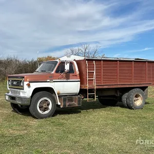 Chevrolet C65 Scottsdale 4x2 Grain Truck